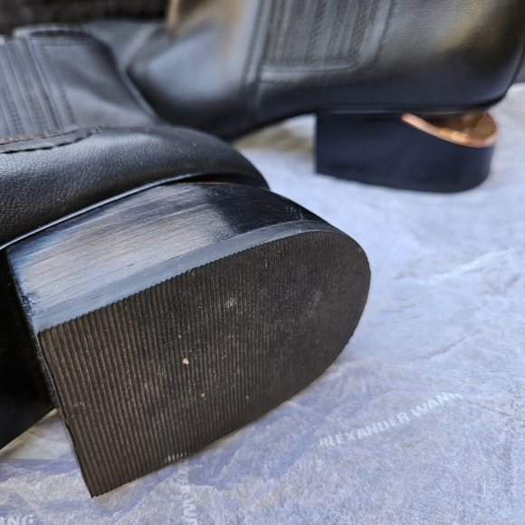 Alexander Wang Chelsea smooth Black Leather Anouck Ankle Boots US7.5 - Picture 3 of 16